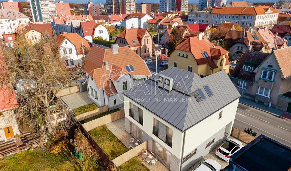 Prodej bytu 5+kk 104 m², Kladno – fotka 1 z 3