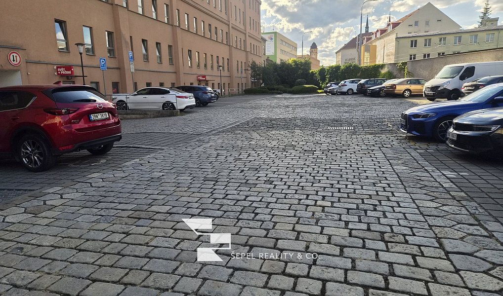 Pronájem bytu 2+kk 107 m², Brno – náhled fotky 19