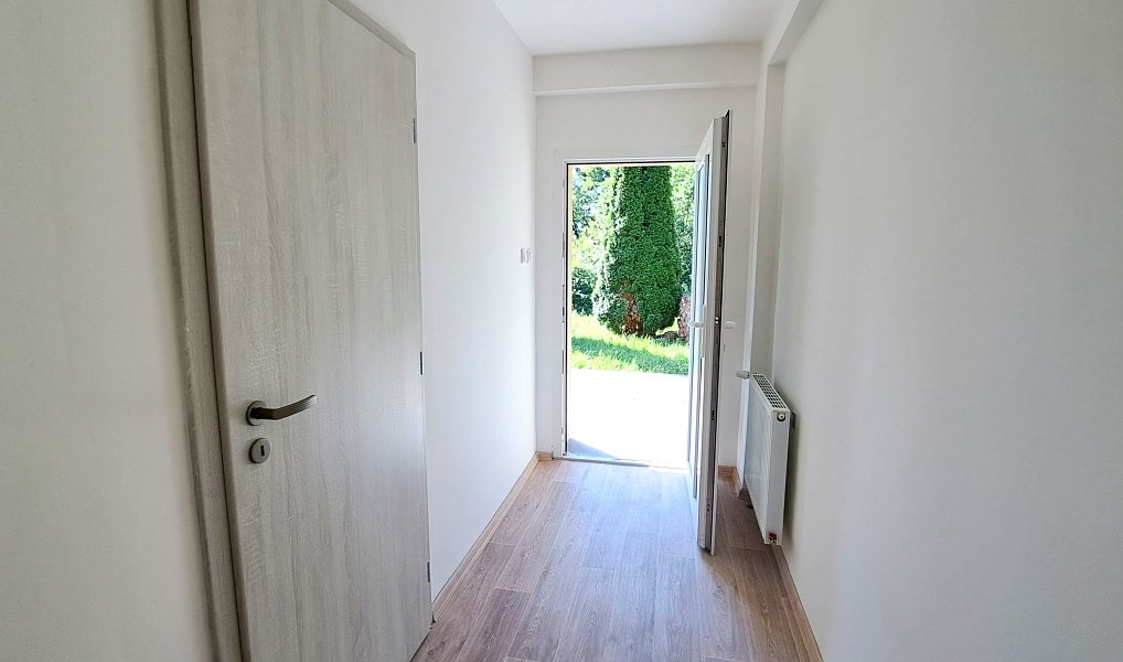 Prodej domu 230 m² s pozemkem 1 280 m², Podhradí – náhled fotky 12