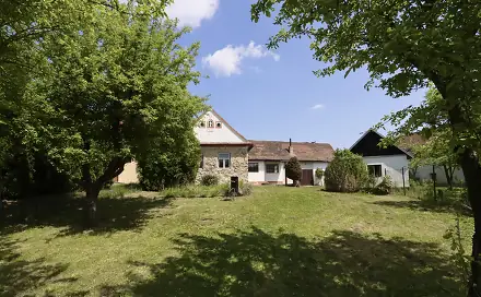 Prodej domu 91 m² s pozemkem 1 217 m², Lišov - Hrutov, okres České Budějovice