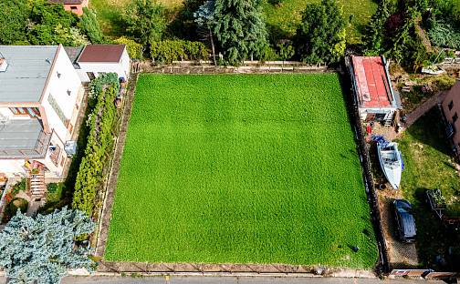 Prodej stavebního pozemku 793 m², Bezová, Jesenice - Horní Jirčany, okres Praha-západ