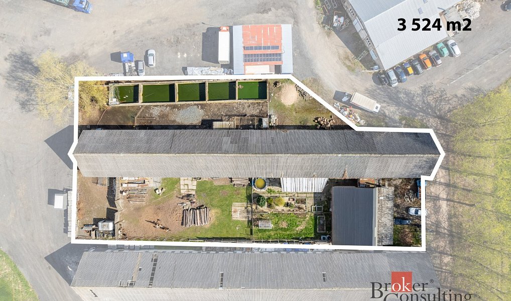 Prodej zemědělského objektu 1 850 m², Kněžice – náhled fotky 3