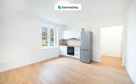 Prodej bytu 2+kk 37 m², Bílá, Ostrava - Mariánské Hory
