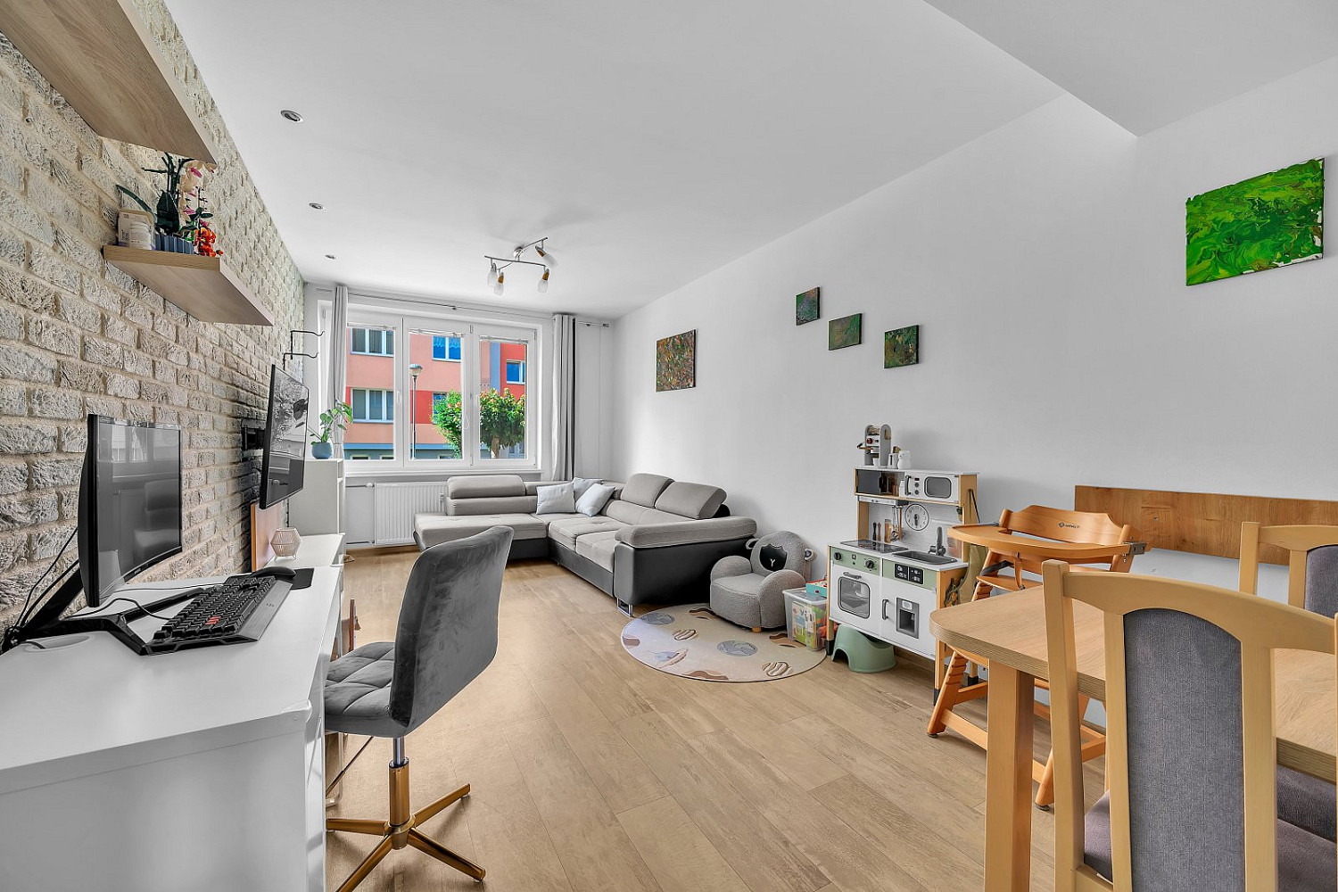 Prodej bytu 3+1 64 m² — photo 3