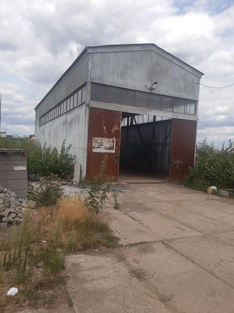 Pronájem skladovacích prostor 120 m²