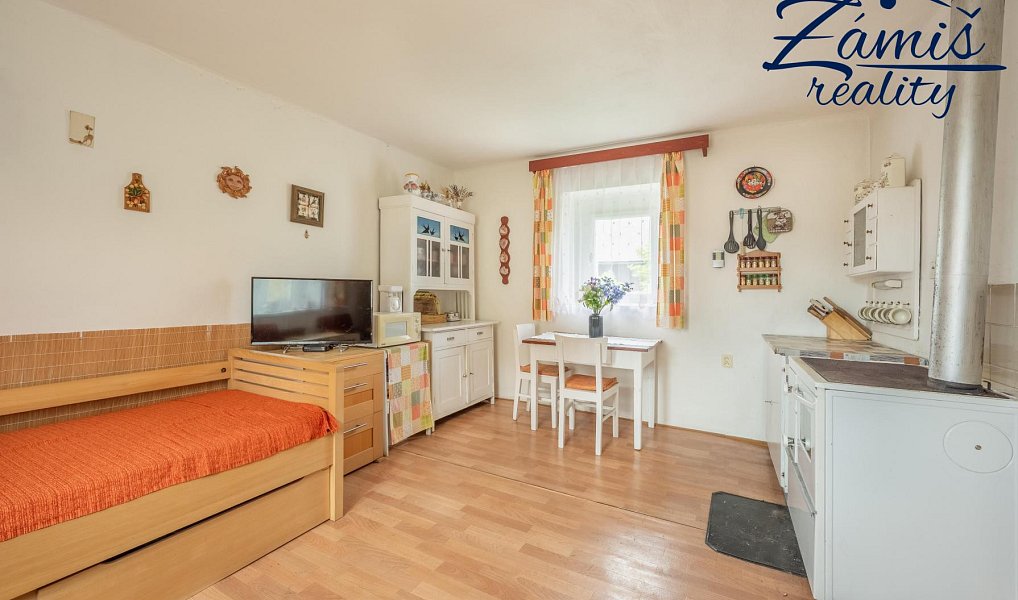 Prodej domu 60 m² s pozemkem 352 m², Zavidov – náhled fotky 8