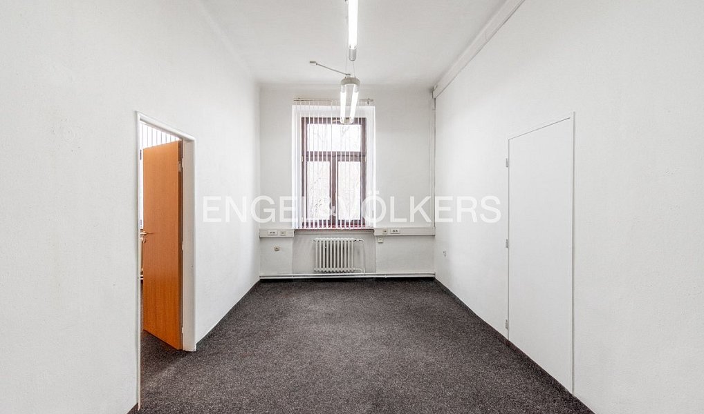 Pronájem kanceláře 32 m², Praha – náhled fotky 2
