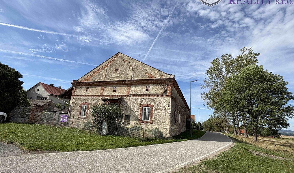 Prodej domu 175 m² s pozemkem 2 034 m², Dražíč – fotka 1 z 23