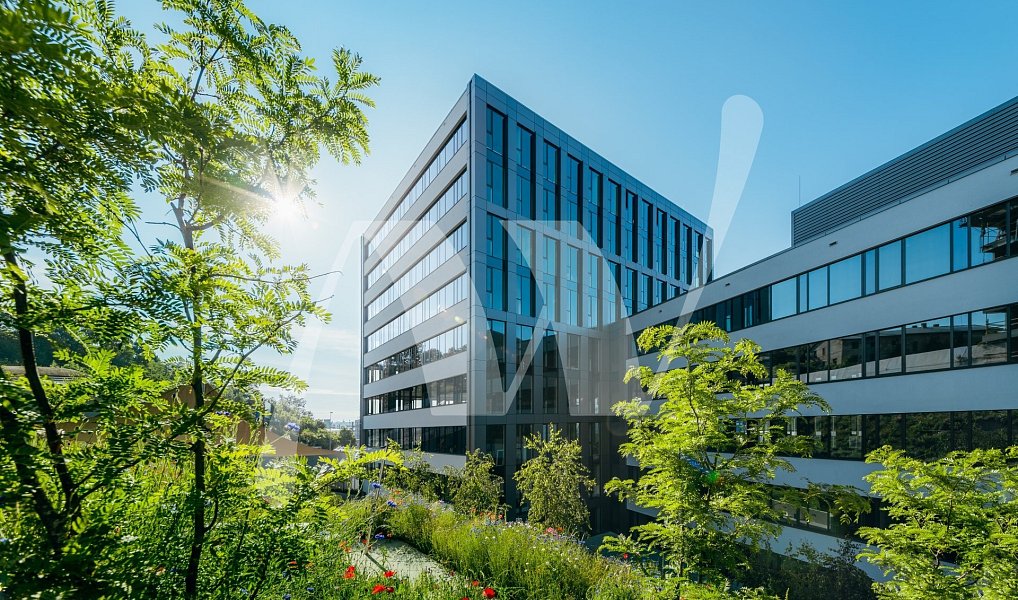 Pronájem kanceláře 1 494 m², Praha – fotka 1 z 6