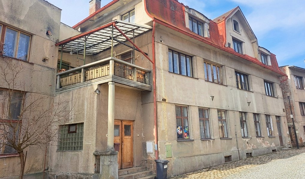 Pronájem skladovacích prostor 185 m², Železný Brod – fotka 1 z 16