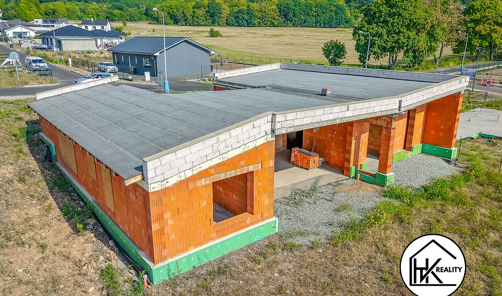 Prodej domu 268 m² s pozemkem 1 122 m², Dubí – náhled fotky 36