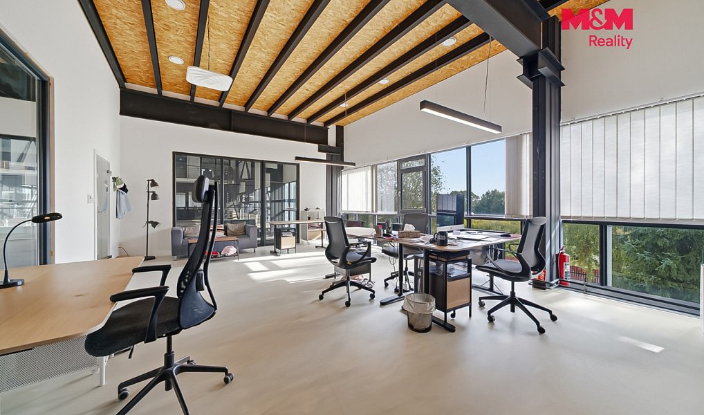 Prodej výrobních prostor 3 673 m², Rapotín – náhled fotky 10