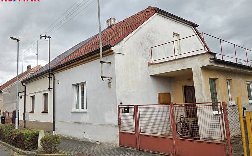 Prodej domu 85 m² s pozemkem 189 m², Na Klínku, Pardubice - Svítkov