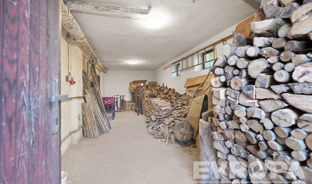 Prodej domu 150 m² s pozemkem 1 131 m², Lovčice – náhled fotky 30