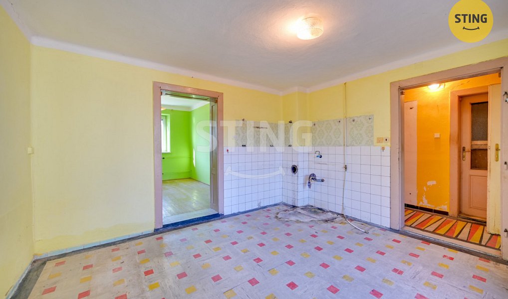 Prodej domu 130 m² s pozemkem 483 m², Tlumačov – náhled fotky 2