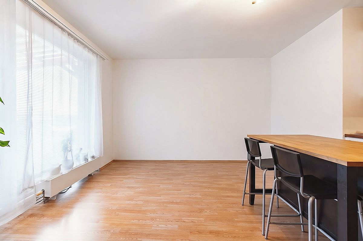 Prodej bytu 1+kk 94 m² – fotografie 3