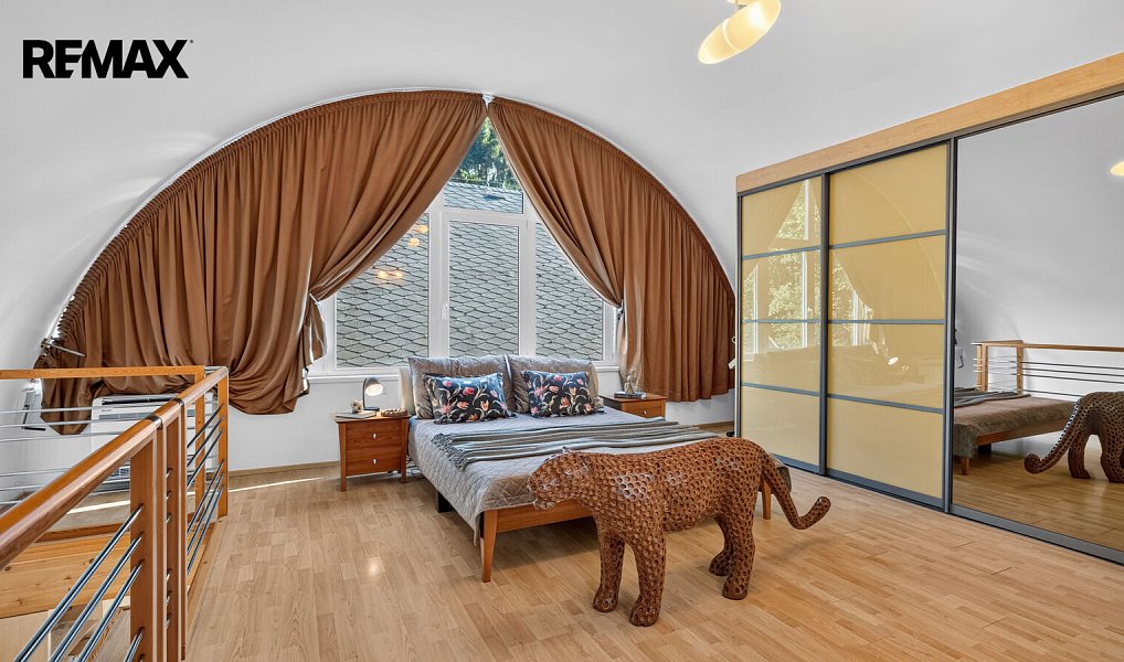 Prodej domu 256 m² s pozemkem 894 m², Zvole – náhled fotky 7