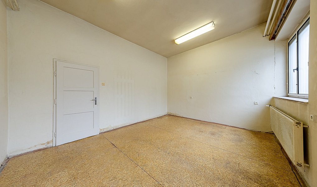 Pronájem kanceláře 648 m², Veselí nad Moravou – náhled fotky 28