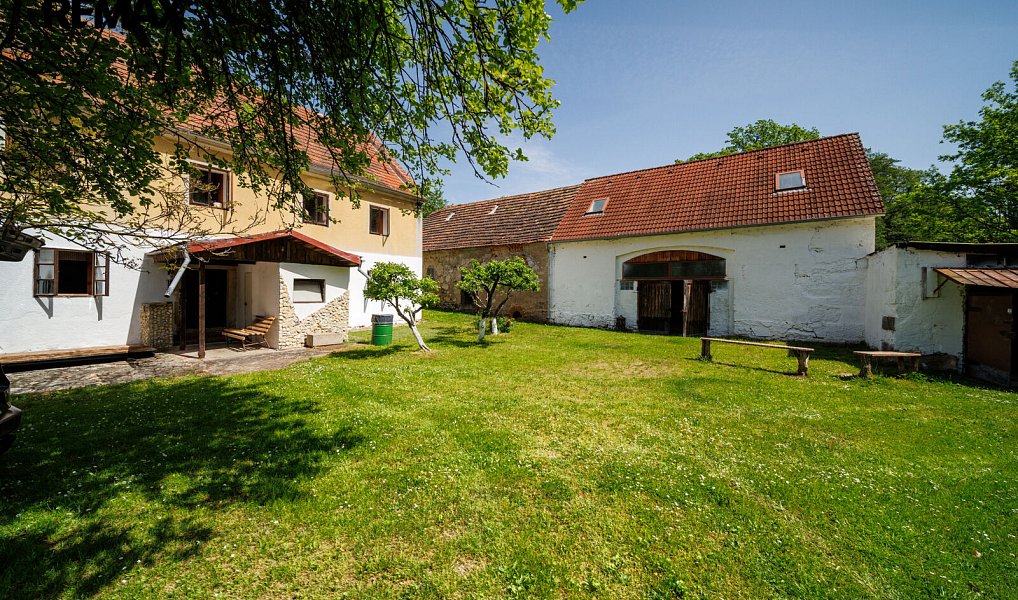 Prodej komerčního pozemku 105 830 m², Blatno – náhled fotky 22