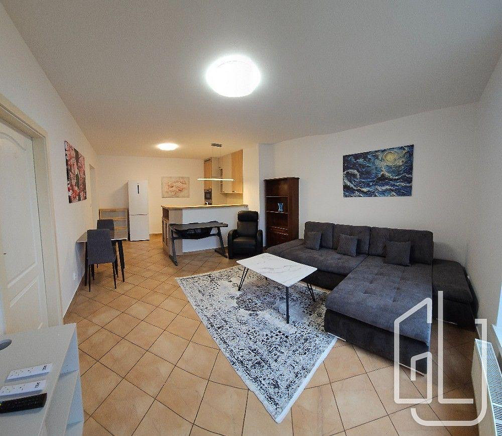 Pronájem bytu 2+kk 52 m²