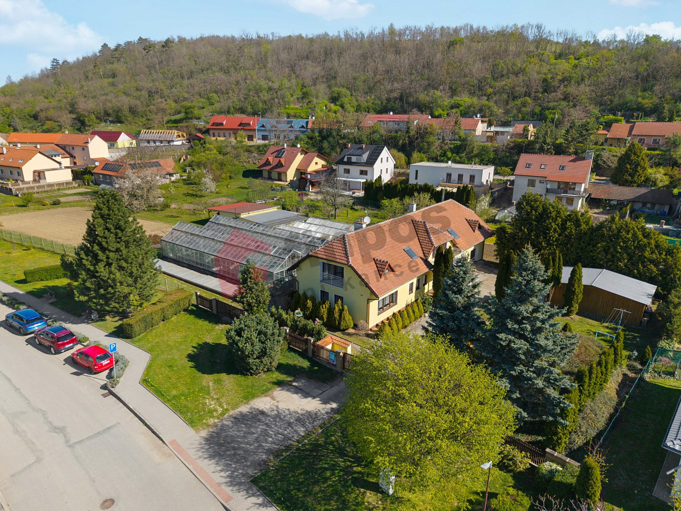 Prodej nájemního domu, činžáku 347 m² – fotografie 2