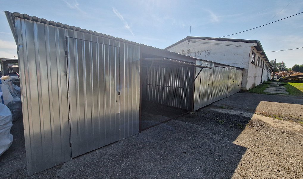 Pronájem garáže 5 x 6 m ul. Na Sezníku, Olomouc - Černovír, Olomouc – náhled fotky 3