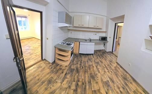 Pronájem bytu 2+1 50 m², Žižkovo náměstí, Nové Strašecí, okres Rakovník