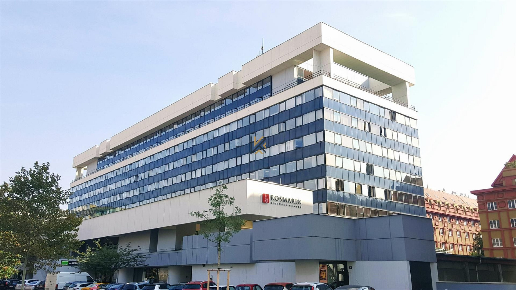 Pronájem kanceláře 350 m²