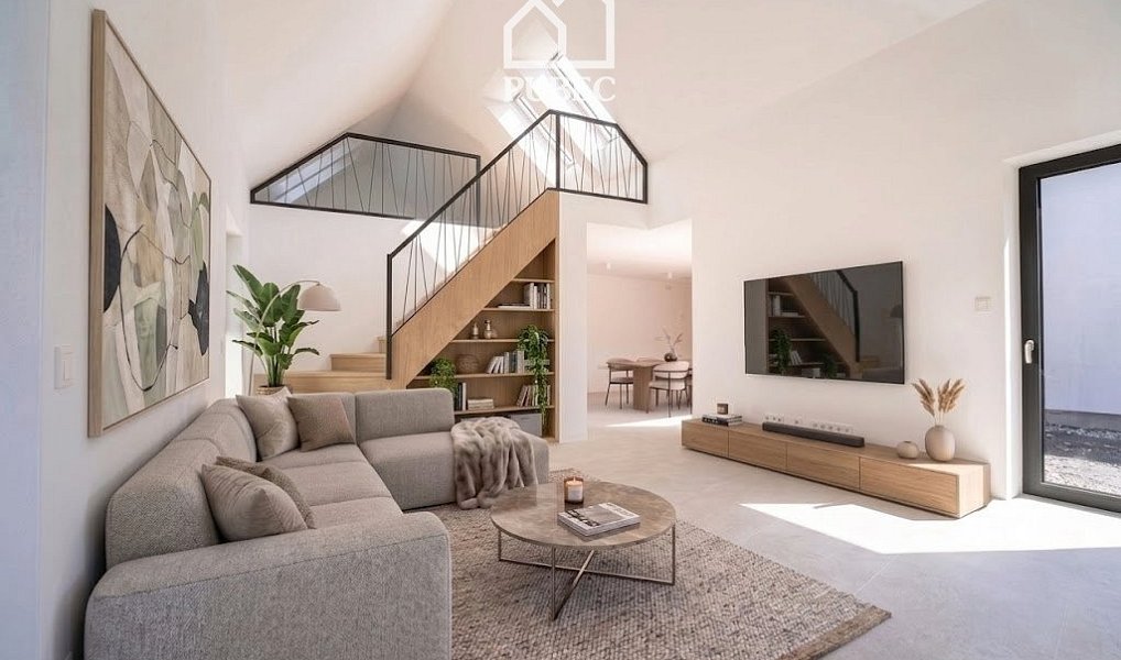 Prodej domu 233 m² s pozemkem 2 045 m², Tymákov – náhled fotky 3