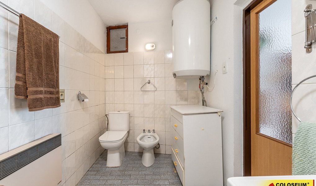 Prodej domu 150 m² s pozemkem 322 m², Znojmo – náhled fotky 7