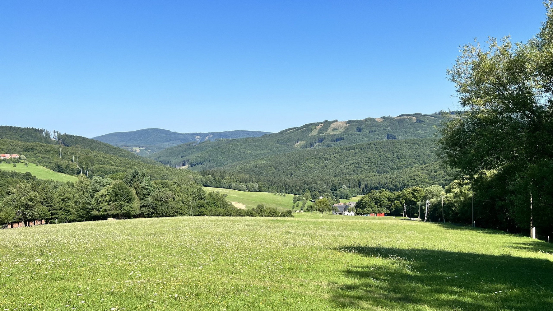 Prodej stavebního pozemku 5 950 m²