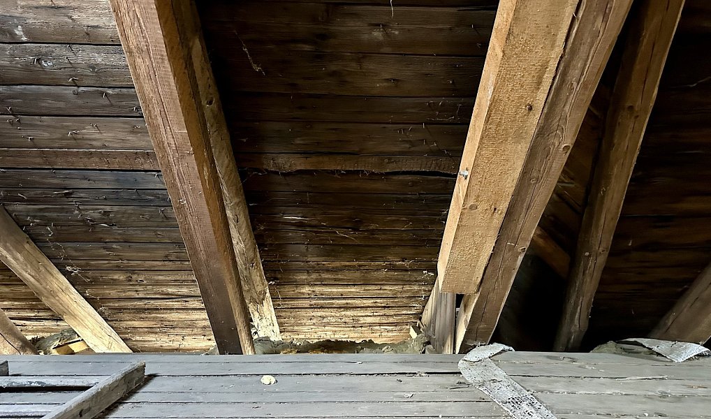 Prodej domu 173 m² s pozemkem 8 675 m², Staré Křečany – náhled fotky 12