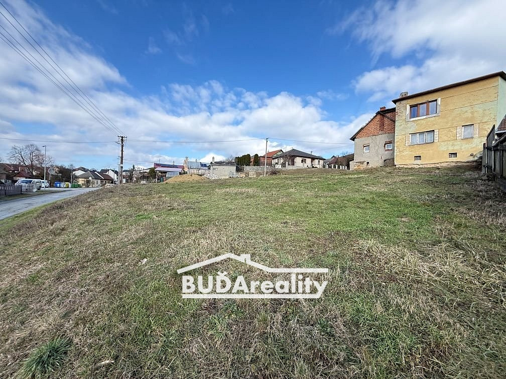 Prodej stavebního pozemku 917 m² – fotografie 5