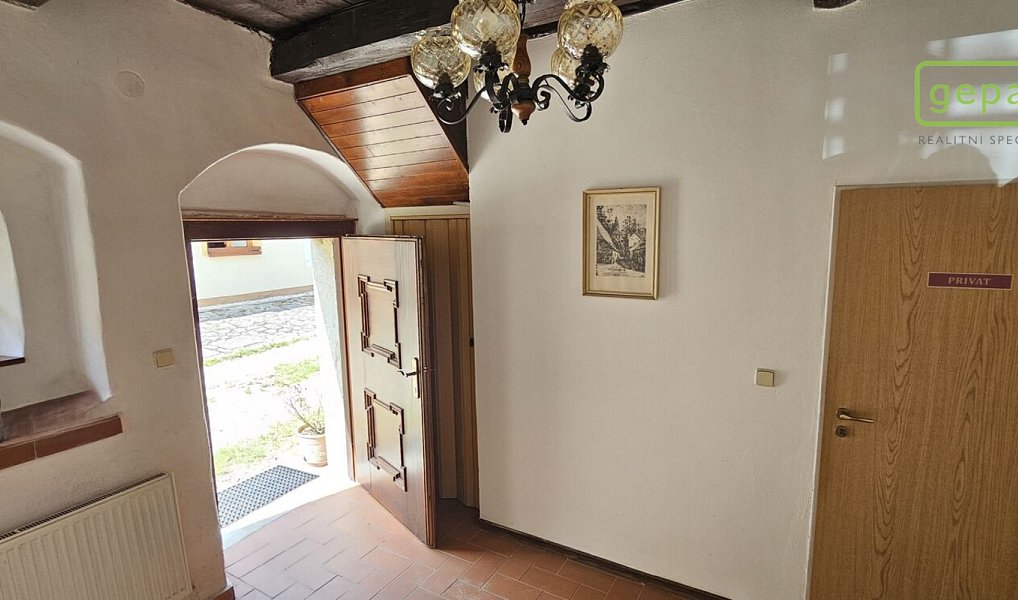 Prodej komerčního objektu (jiného typu) 270 m², Český Krumlov – náhled fotky 12