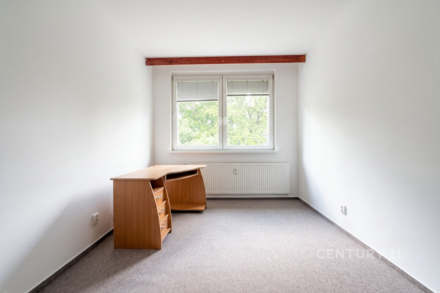 Pronájem bytu 3+1 61 m² – fotografie 2