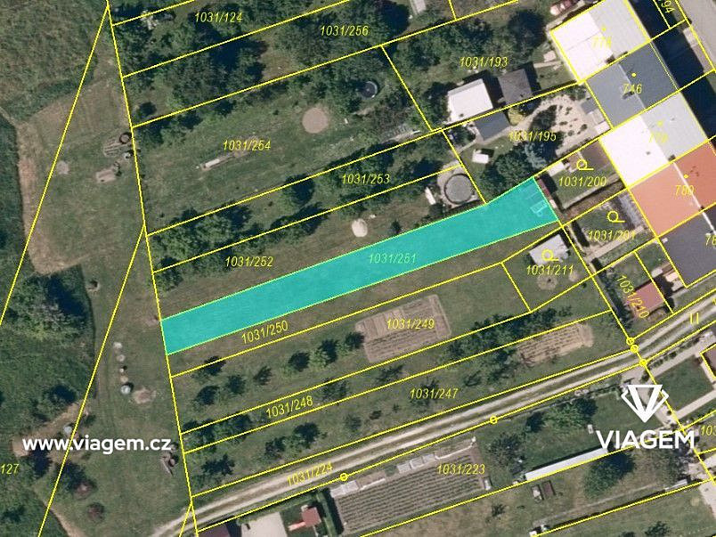 Zahrada 370 m², Podíl 50 % o výměře 185 m² – pohled 3