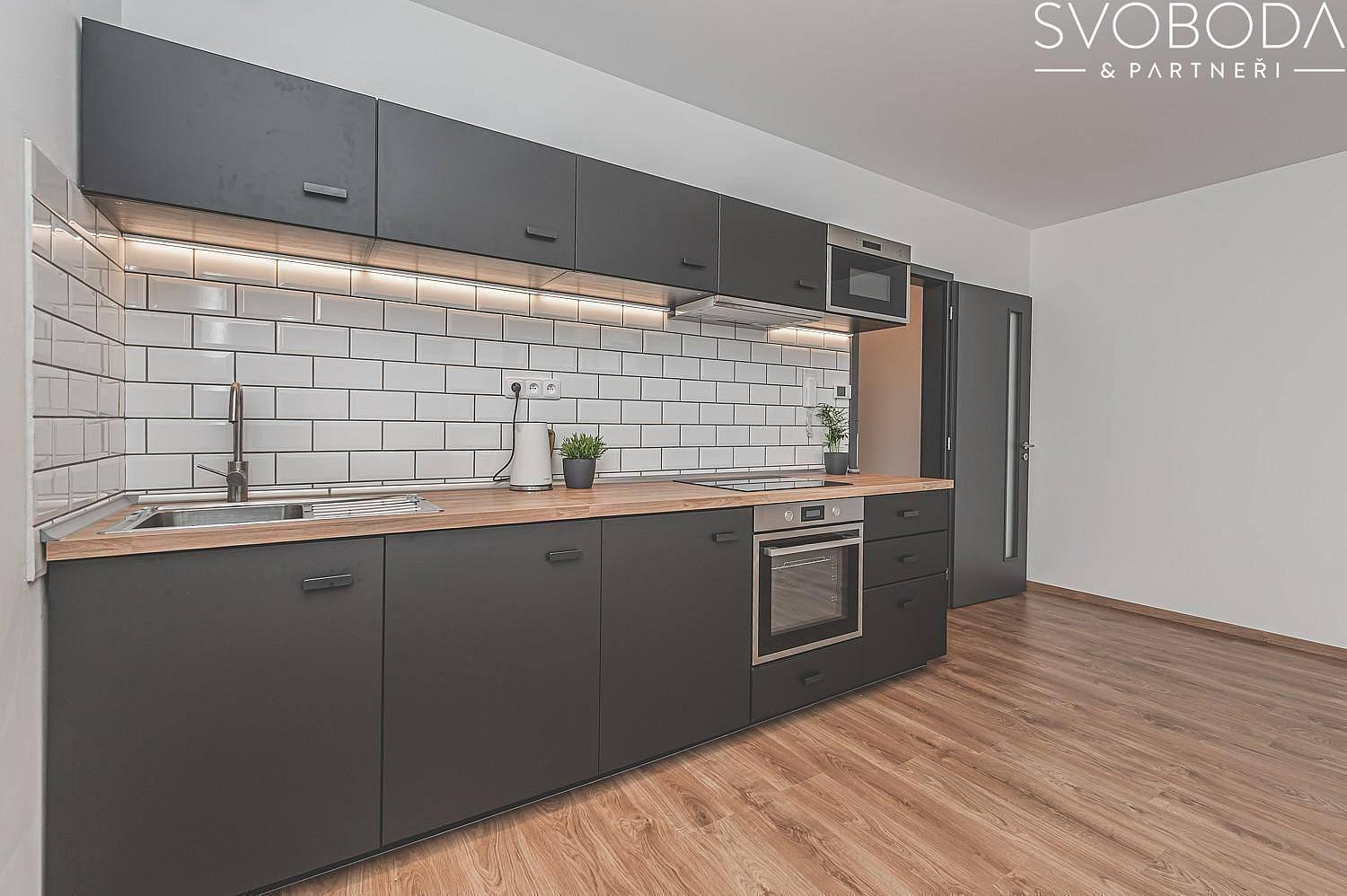 Pronájem bytu 1+kk 29 m² — photo 3