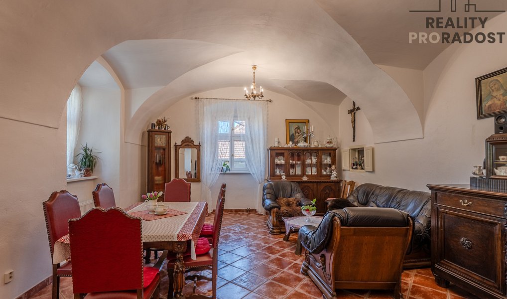 Prodej domu 292 m² s pozemkem 1 719 m², Kučerov – náhled fotky 19