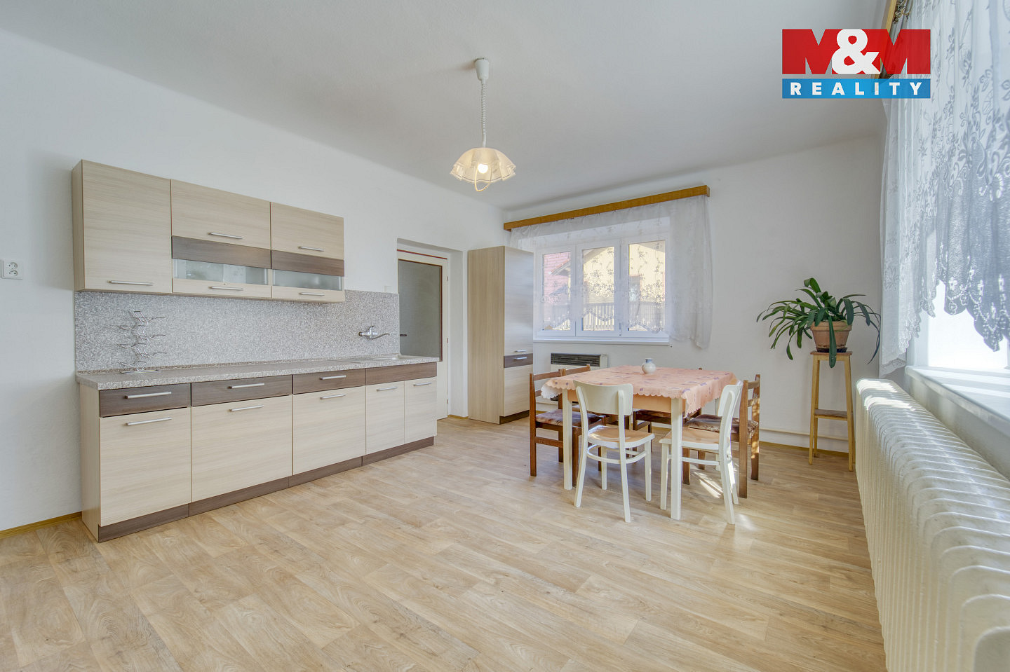 Pronájem domu 223 m² s pozemkem 1 084 m² — photo 3