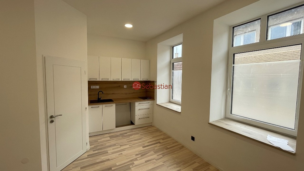 Pronájem bytu 1+kk 17 m²