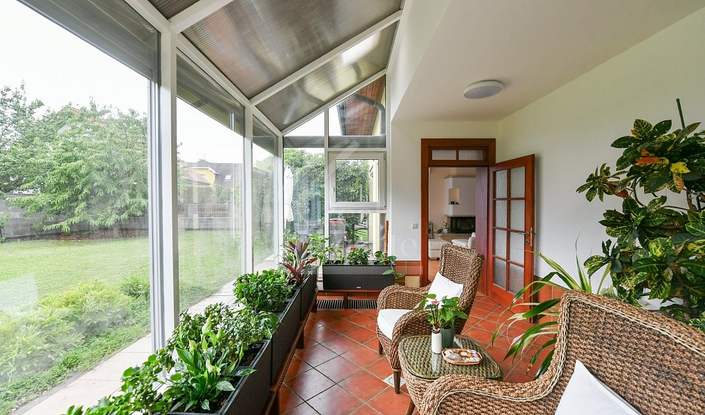 Pronájem domu 310 m² s pozemkem 814 m², Praha – náhled fotky 21