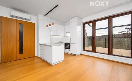 Pronájem bytu 3+kk 98 m²