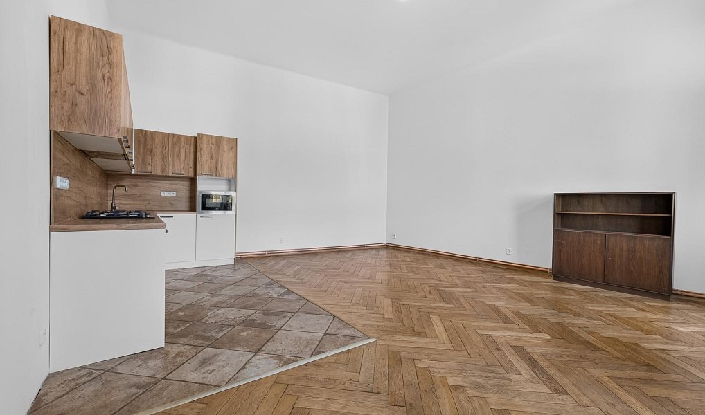 Pronájem bytu 2+kk 55 m², Praha – náhled fotky 4