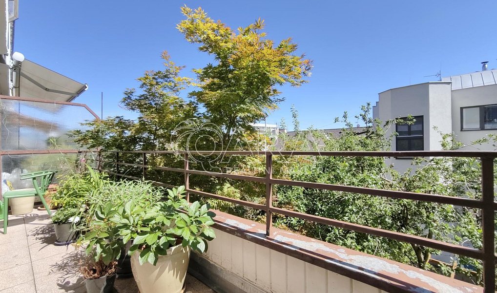 Pronájem bytu 3+kk 81 m², Praha – náhled fotky 26