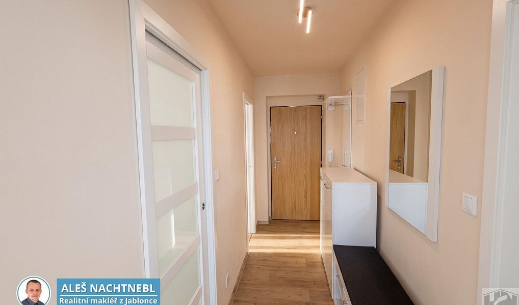 Prodej bytu 3+1 80 m², Jablonec nad Nisou – náhled fotky 23