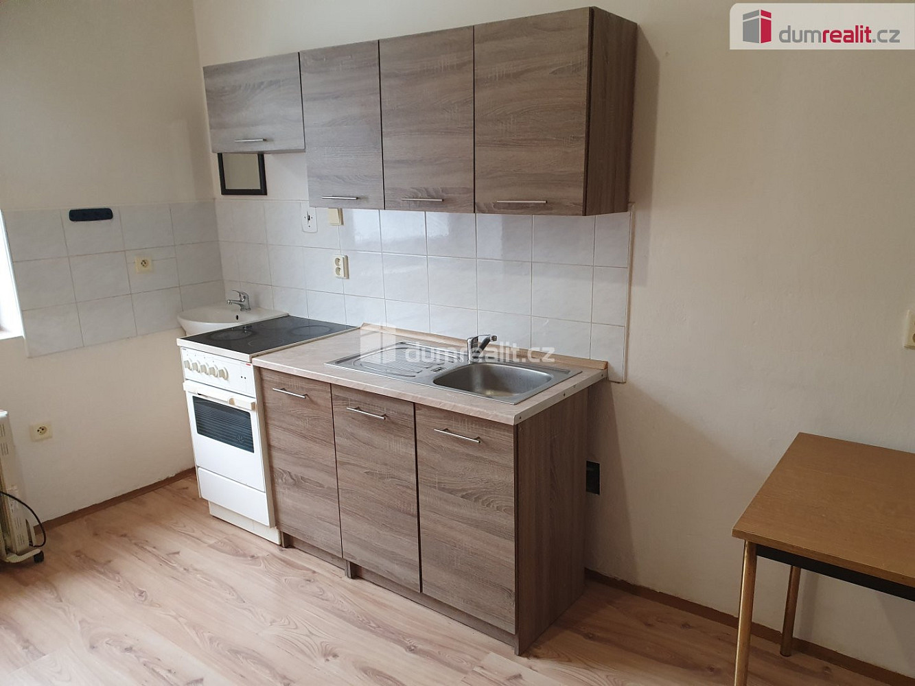 Pronájem bytu 1+1 32 m² — photo 2