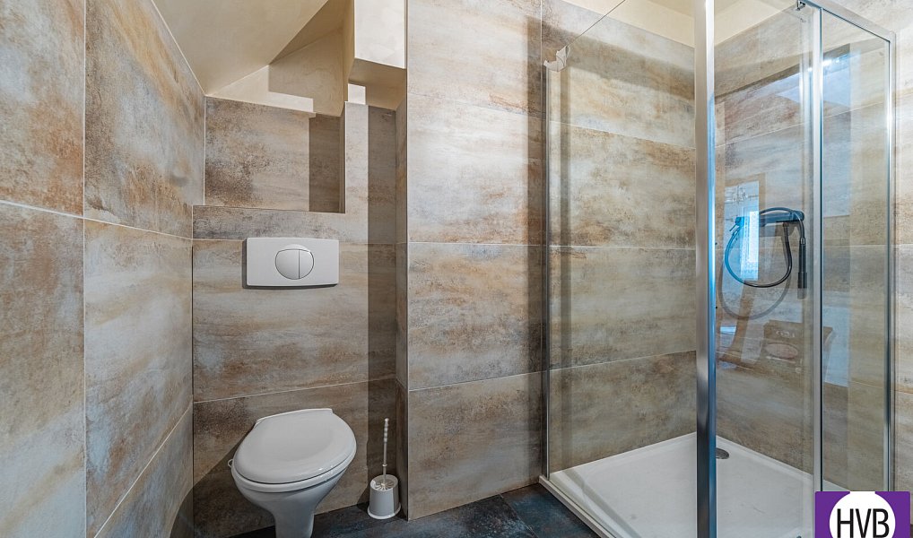 Prodej domu 168 m² s pozemkem 1 218 m², Drhovle – náhled fotky 12
