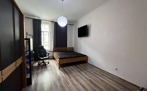 Pronájem bytu 2+kk 45 m², Jeseniova, Praha 3 - Žižkov