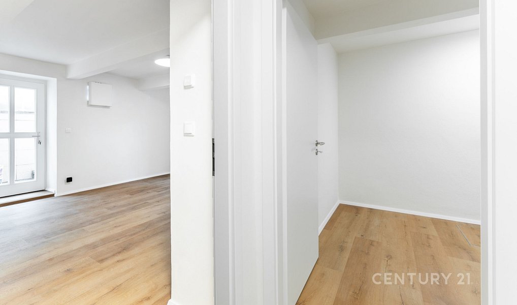 Prodej bytu 2+1 62 m², Praha – náhled fotky 13