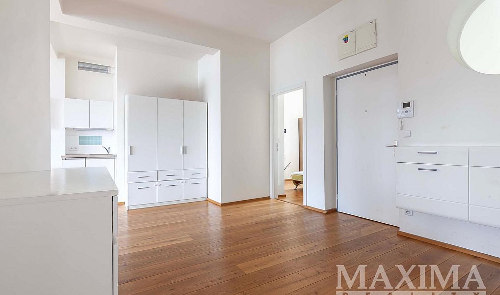 Pronájem bytu 3+kk 102 m², Praha – náhled fotky 16